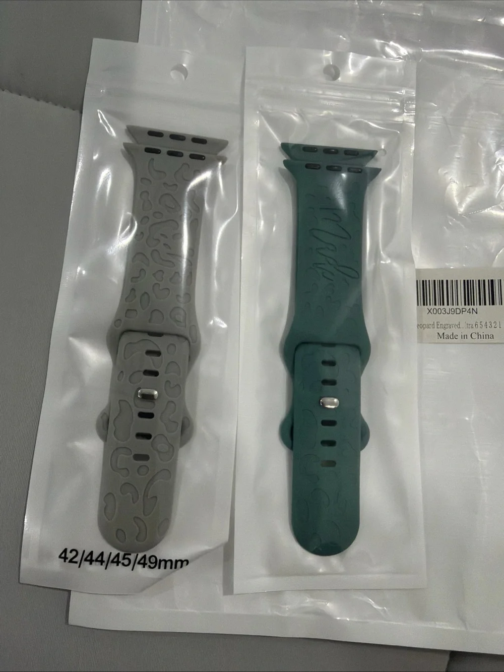 Leopard’s print Silicone Replacement Watch Band for 42/44/45/49mm - Gray & Teal